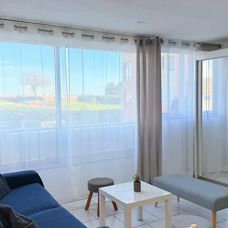 Apartamento Superbe 6 Personnes Avec Piscine Secteur Richelieu, à 400m De La Et à 650m Du Centre Port